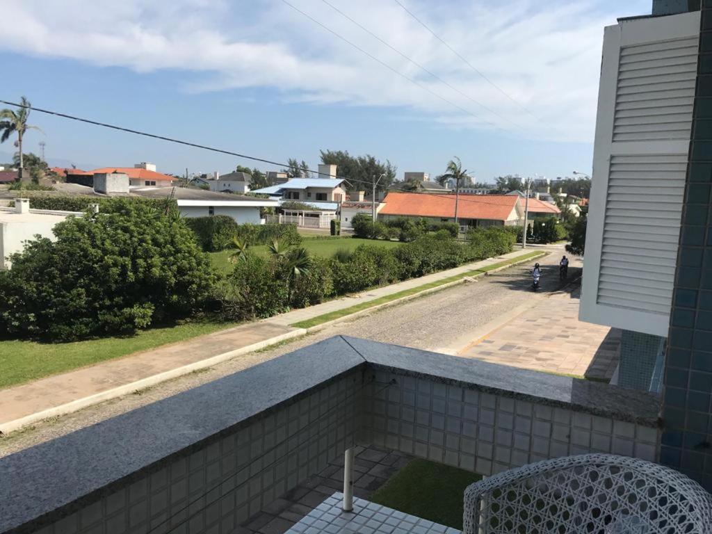 Апартаменти Atlantida 208 - Predio Na Beira Mar De Atlantida Шангрі-ла Екстер'єр фото